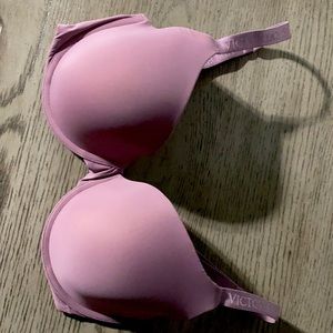 Victoria’s Secret bra